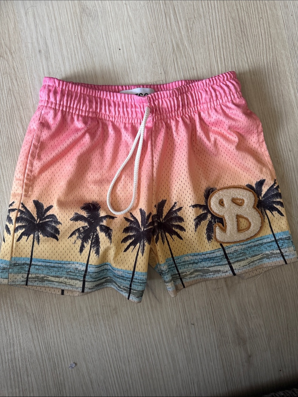 Boys bucket squad mesh- Gradient Palm-Print Beach Shorts - Pink/Peach
